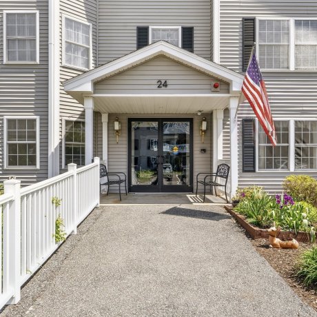 $249,000 24 Greenleaves Dr, U406, Amherst exterior photo